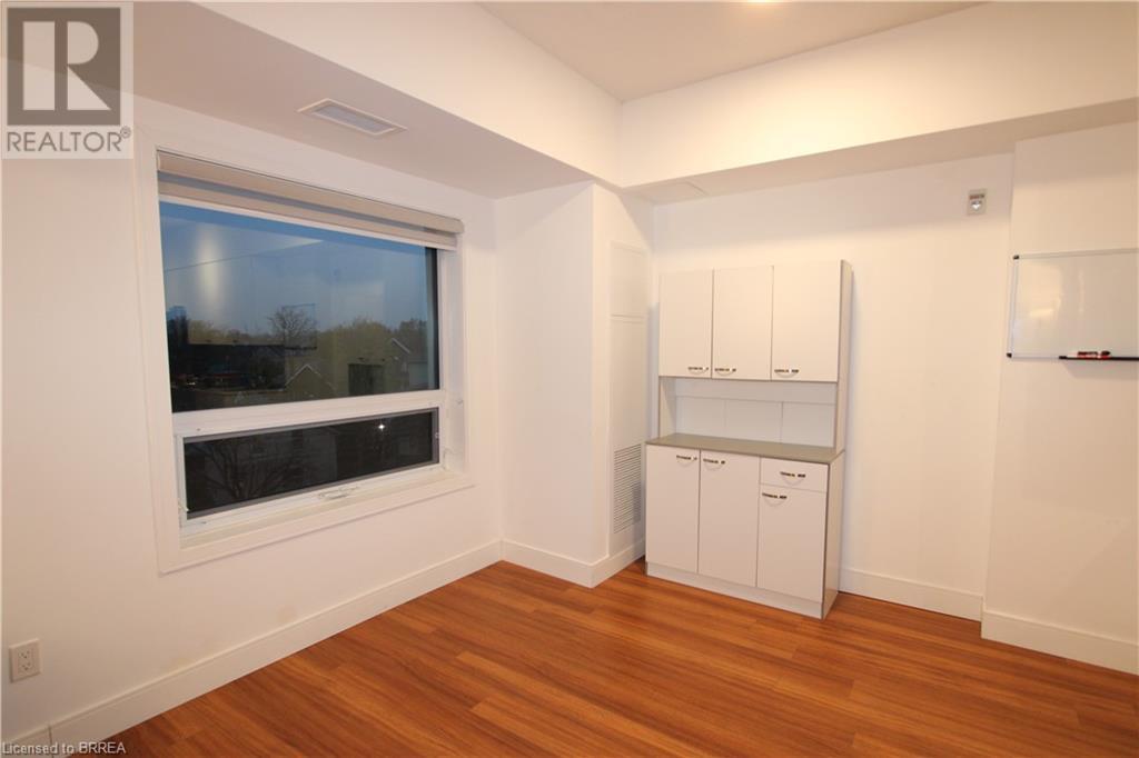 1 Wellington Street Unit# 402, Brantford, Ontario  N3T 2L3 - Photo 25 - 40687449