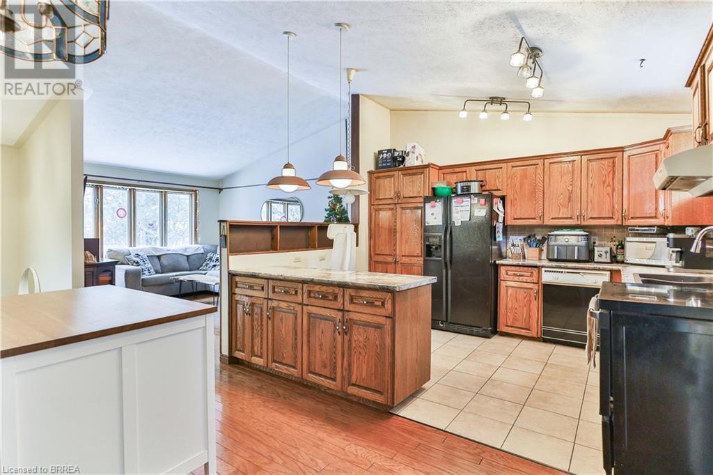 128 Aspen Street, Paris, Ontario  N3L 4A7 - Photo 7 - 40686159