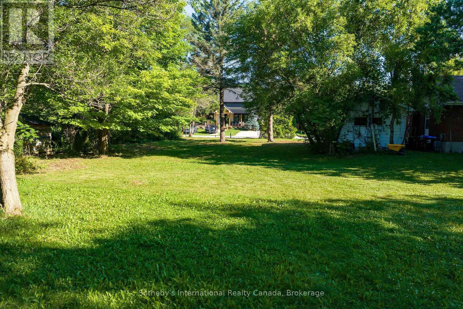 23 Nelson Street, Clearview, Ontario  L0M 1G0 - Photo 7 - S11908426