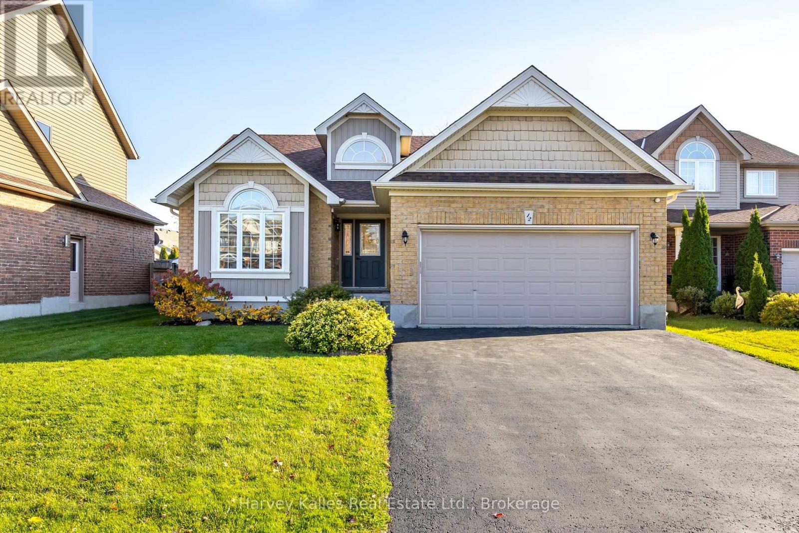 12 Chamberlain Crescent, Collingwood, Ontario  L9Y 0E3 - Photo 2 - S11908446