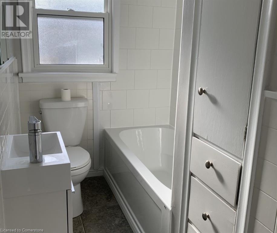 75 Cornell Avenue Unit# 2, Kitchener, Ontario  N2G 3E5 - Photo 6 - 40687812