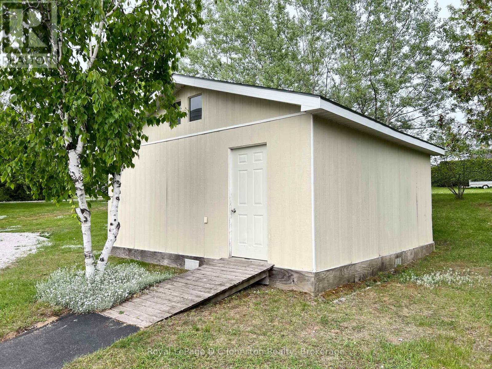 101 - 229 Adelaide Street, Saugeen Shores, Ontario  N0H 2L0 - Photo 6 - X11908410