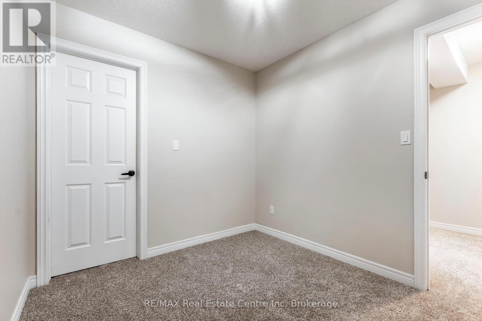 202 - 904 Paisley Road, Guelph, Ontario  N1K 0C6 - Photo 13 - X11908511