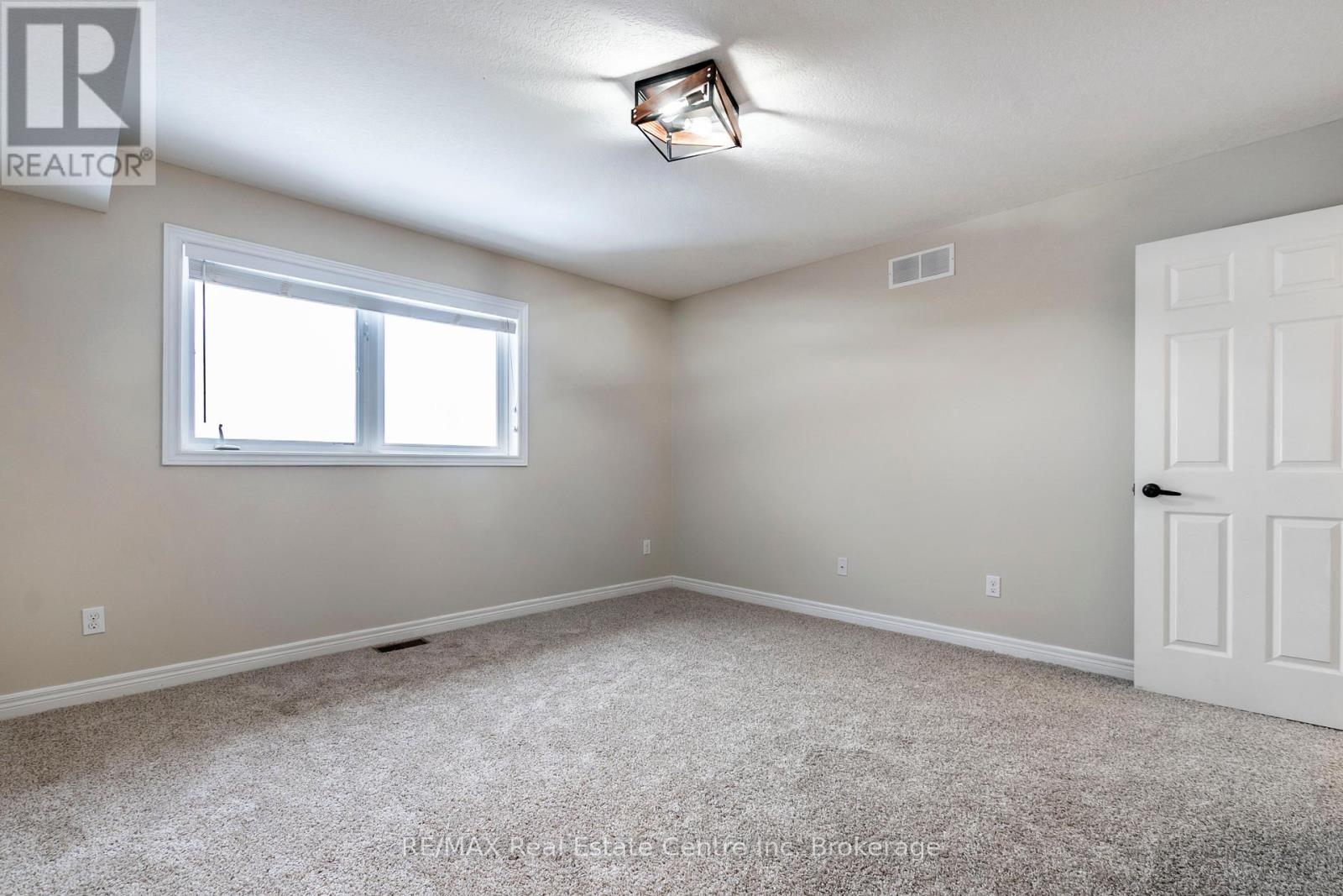 202 - 904 Paisley Road, Guelph, Ontario  N1K 0C6 - Photo 21 - X11908511