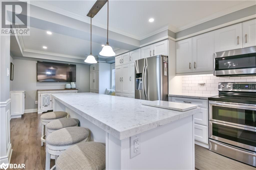 22 Emms Drive, Barrie, Ontario  L4N 8H2 - Photo 12 - 40687087