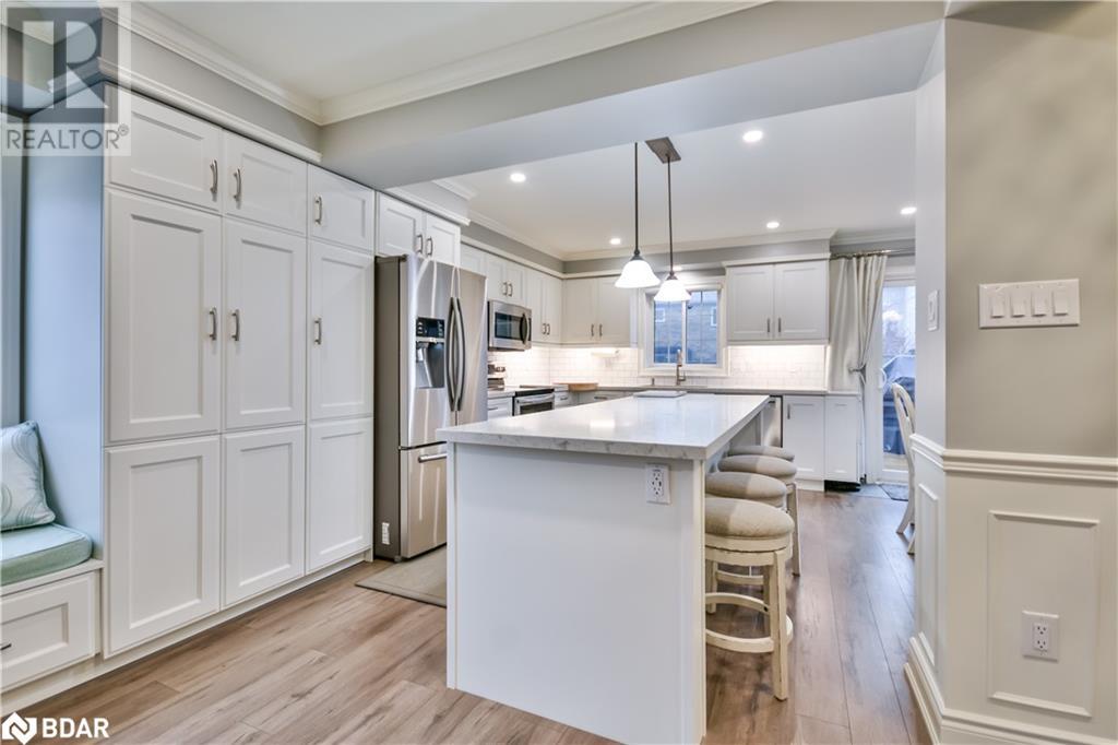 22 Emms Drive, Barrie, Ontario  L4N 8H2 - Photo 15 - 40687087