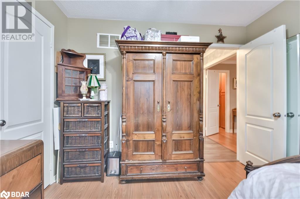 22 Emms Drive, Barrie, Ontario  L4N 8H2 - Photo 28 - 40687087