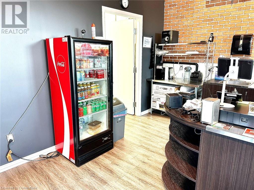 725 Coronation Boulevard Unit# B7, Cambridge, Ontario  N1R 7S9 - Photo 8 - 40687424