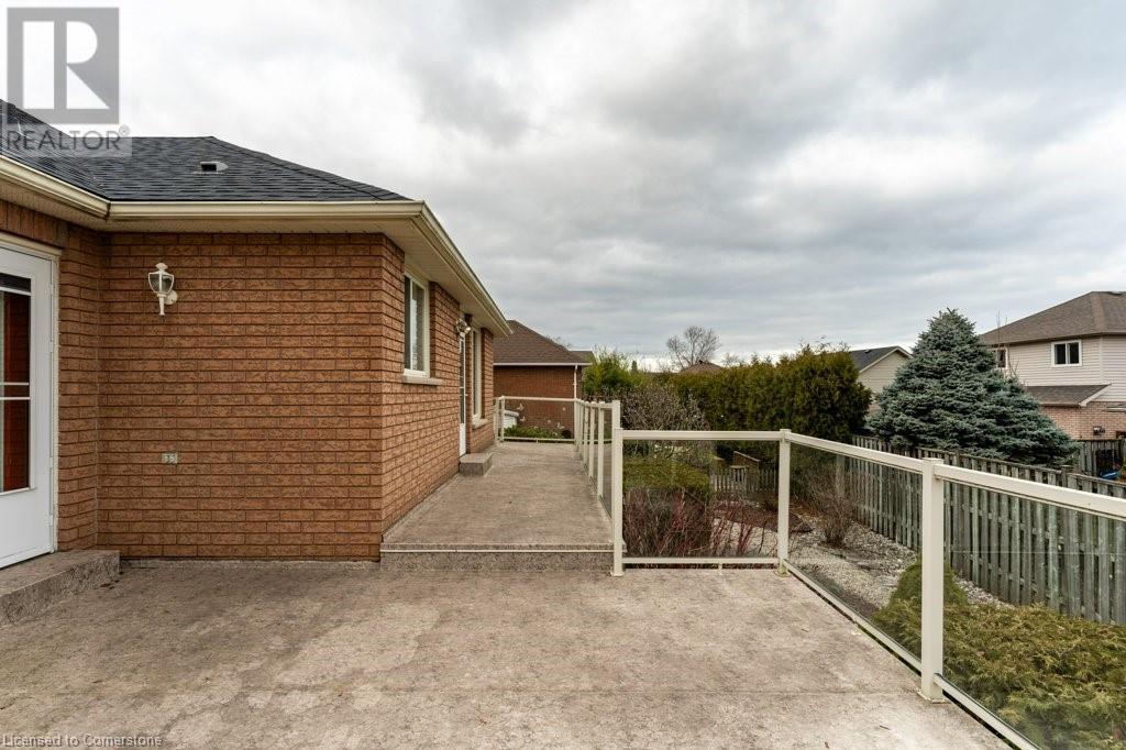 107 Dorchester Drive, Grimsby, Ontario  L3M 5H5 - Photo 44 - 40681218