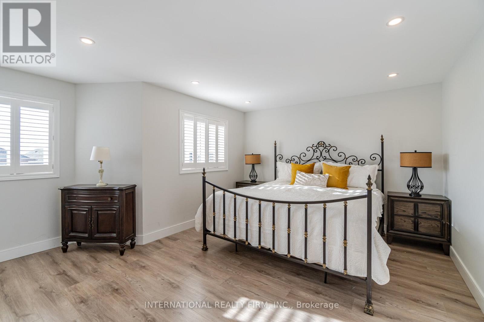 67 Rosanna Crescent, Vaughan, Ontario  L6A 3E3 - Photo 16 - N11908434