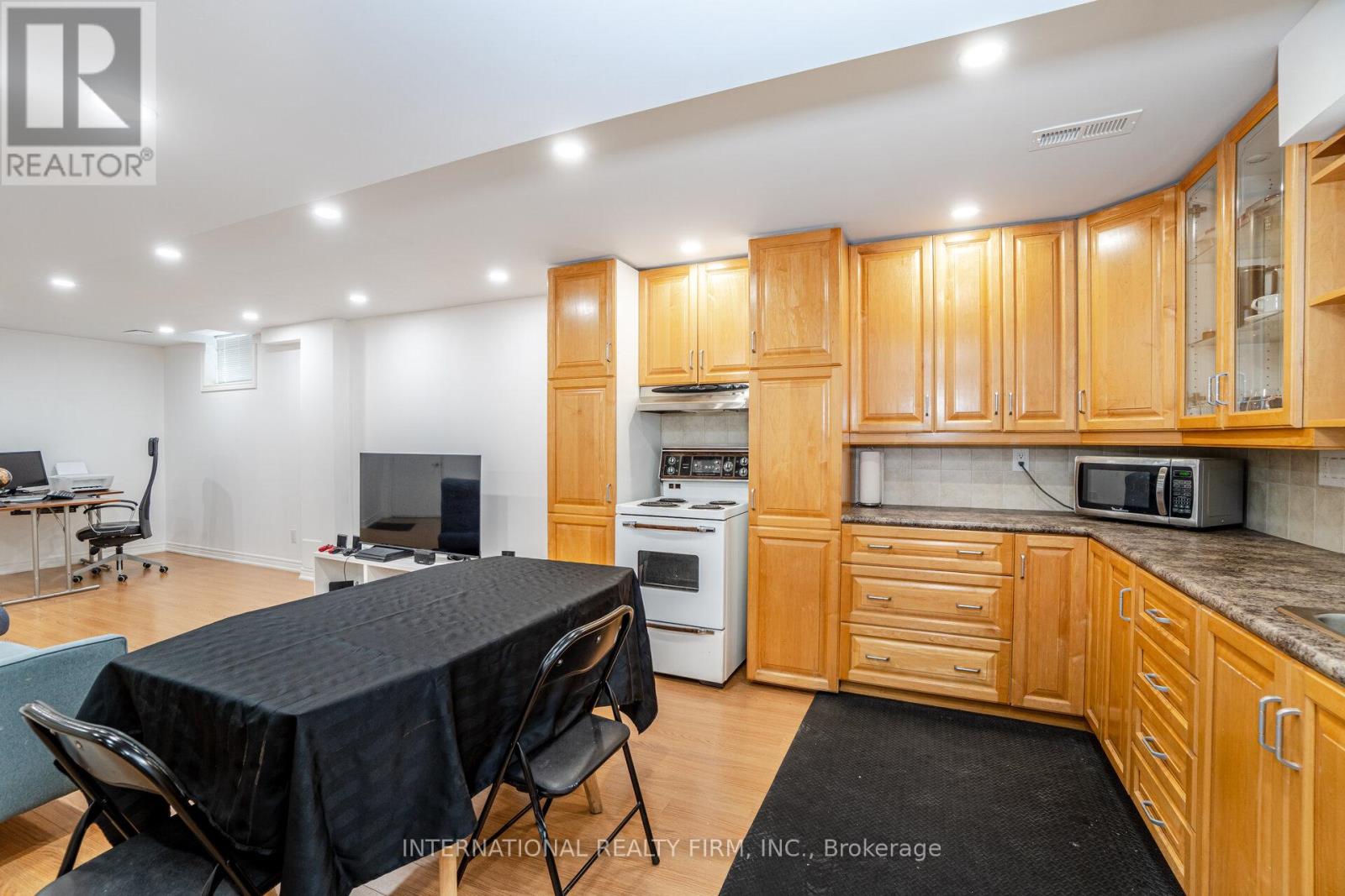 67 Rosanna Crescent, Vaughan, Ontario  L6A 3E3 - Photo 25 - N11908434