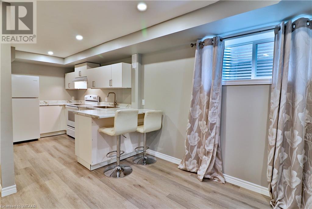 93 Winniett Street Unit# C, Woodstock, Ontario  N4S 5Z6 - Photo 2 - 40687872