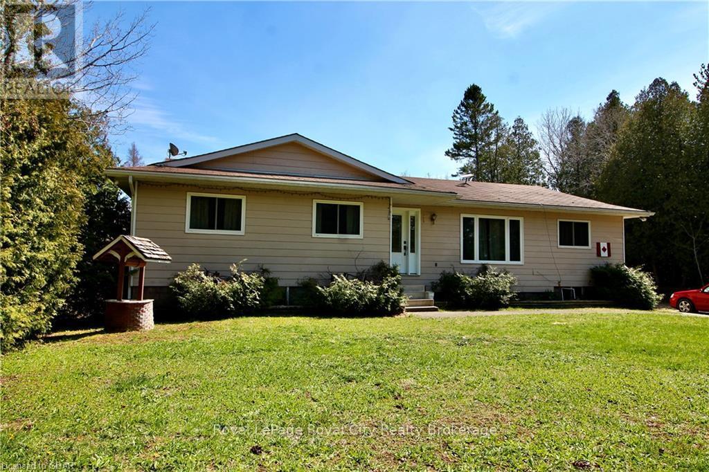 12 NICHOLAS STREET, Northern Bruce Peninsula, Ontario