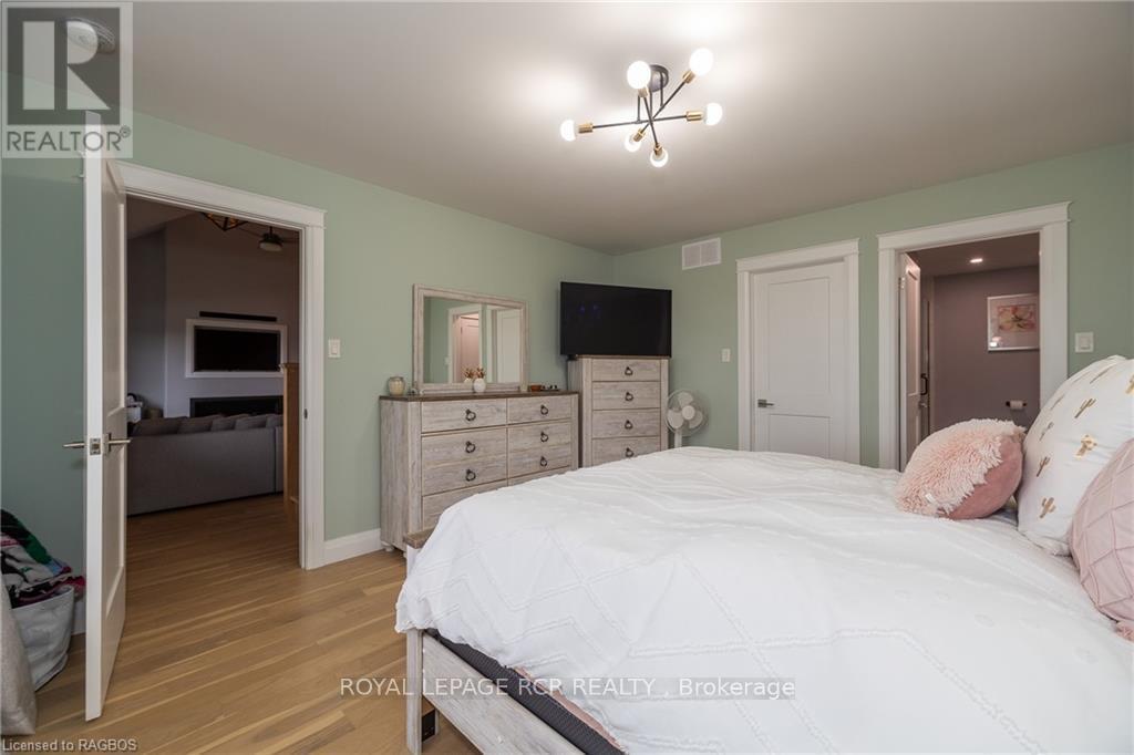 133 Hawthorn Crescent, Georgian Bluffs, Ontario  N0H 1S0 - Photo 24 - X11898878