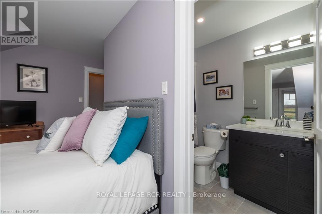 133 Hawthorn Crescent, Georgian Bluffs, Ontario  N0H 1S0 - Photo 30 - X11898878
