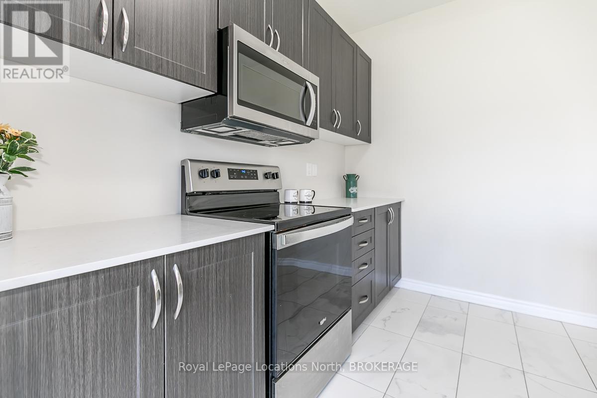 7 Sandhill Crane Drive, Wasaga Beach, Ontario  L9Z 0J5 - Photo 18 - S11905121