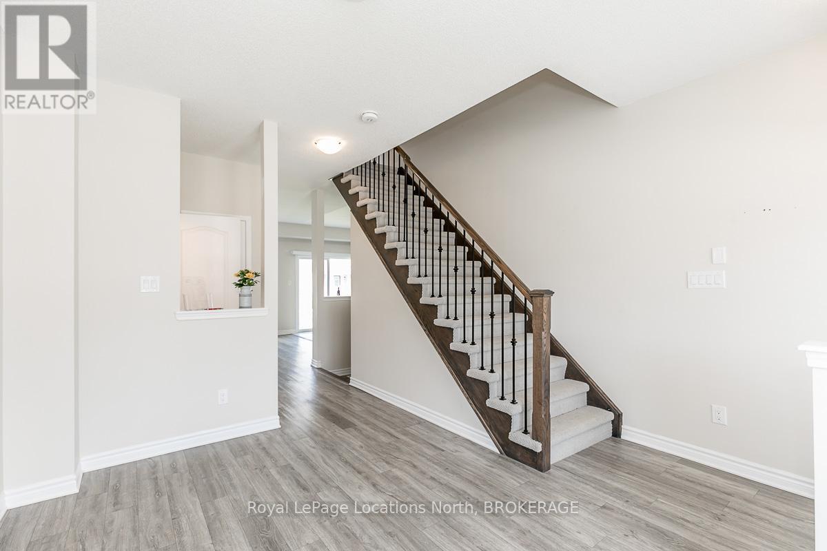 7 Sandhill Crane Drive, Wasaga Beach, Ontario  L9Z 0J5 - Photo 7 - S11905121