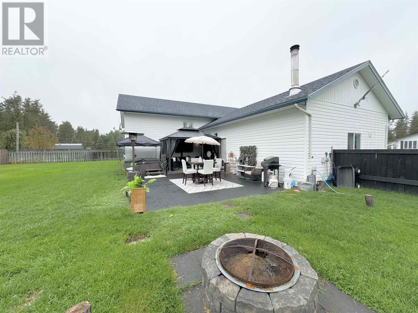 3 Rate St, Chapleau, Ontario  P0M 1K0 - Photo 4 - SM242557