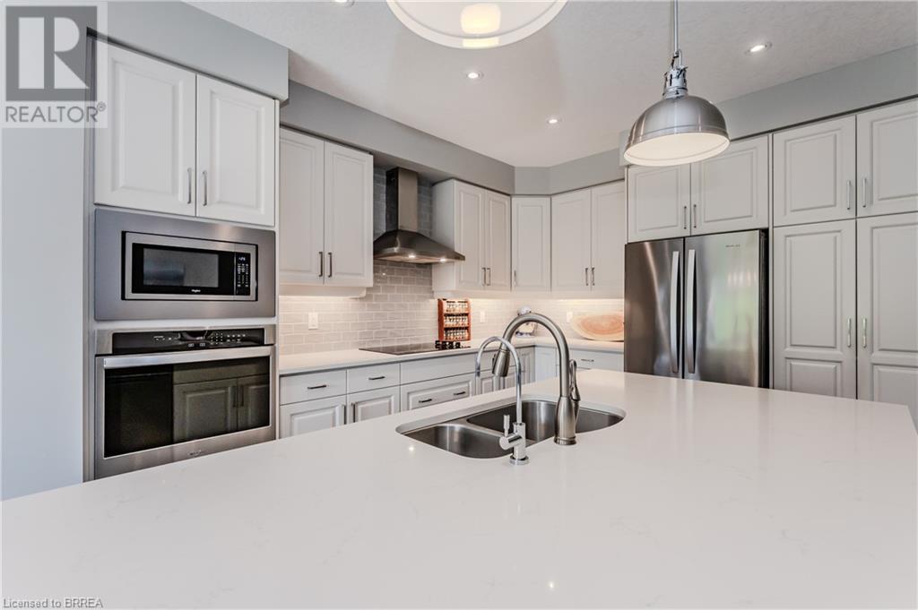 842 Robert Ferrie Drive, Kitchener, Ontario  N2R 0B9 - Photo 15 - 40687365