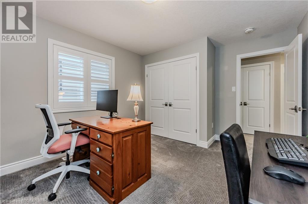 842 Robert Ferrie Drive, Kitchener, Ontario  N2R 0B9 - Photo 26 - 40687365