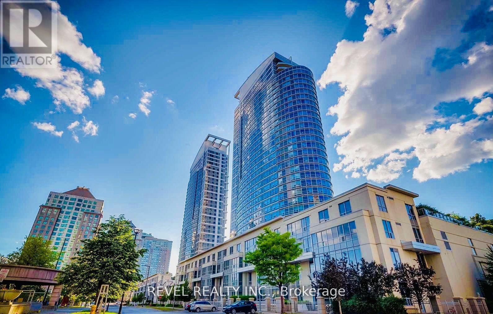 2509 - 38 LEE CENTRE DRIVE, Toronto, Ontario