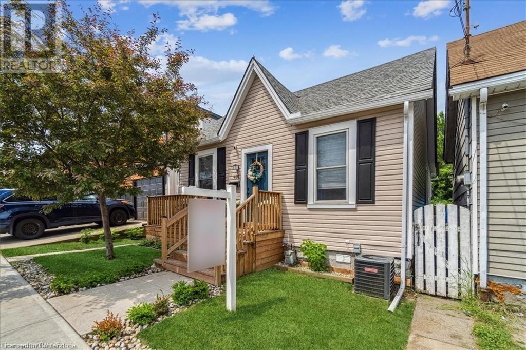 491 FERGUSON Avenue N, Hamilton, Ontario