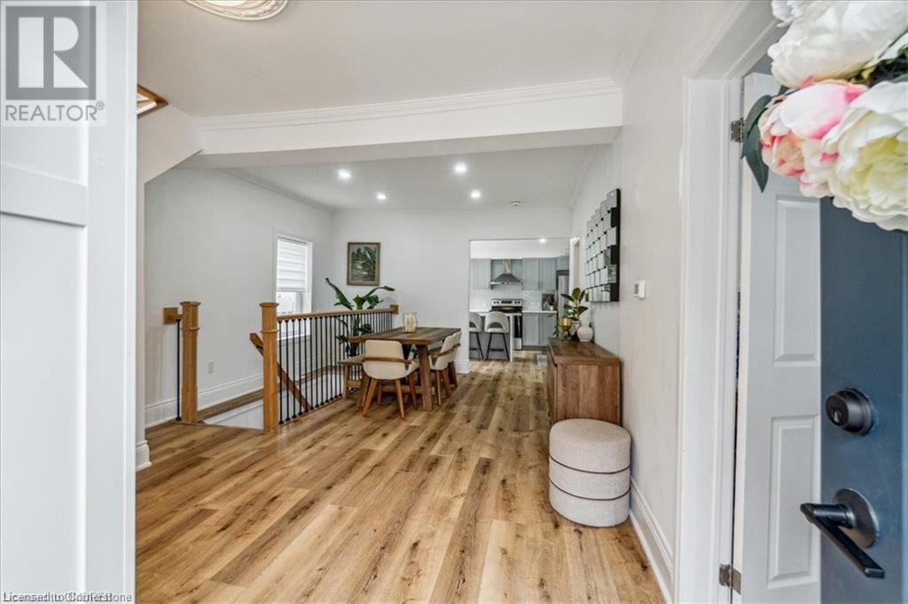 491 Ferguson Avenue N, Hamilton, Ontario  L8L 4Z4 - Photo 3 - 40687334