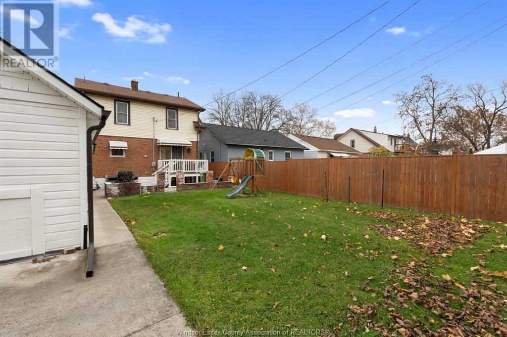 1863 Pillette Road, Windsor, Ontario  N8T 1P2 - Photo 43 - 25000257