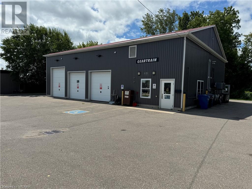 131 Tillson Avenue, Tillsonburg, Ontario  N4G 3A6 - Photo 2 - 40687441