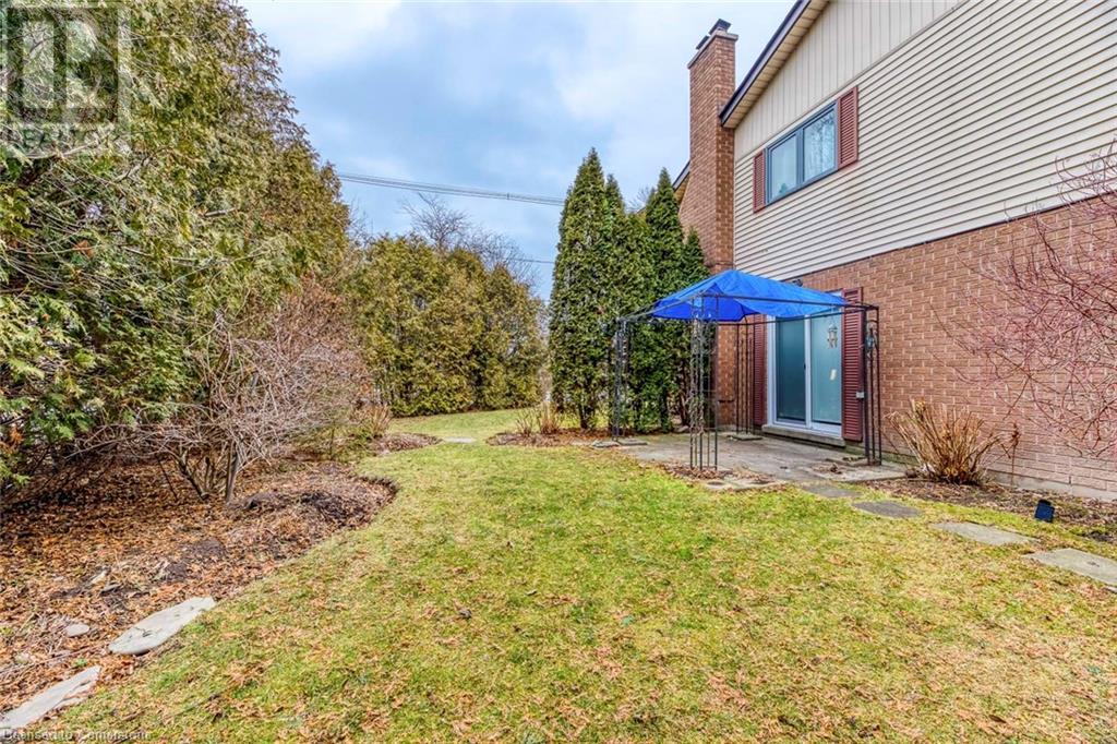 62 Third Line Unit# Lower, Oakville, Ontario  L6L 3Z5 - Photo 4 - 40687849