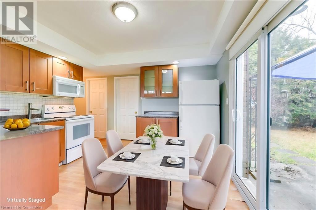 62 Third Line Unit# Lower, Oakville, Ontario  L6L 3Z5 - Photo 6 - 40687849