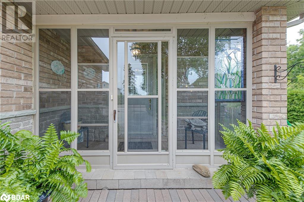 1104 Alfred Street, Innisfil, Ontario  L0L 1C0 - Photo 3 - 40687437