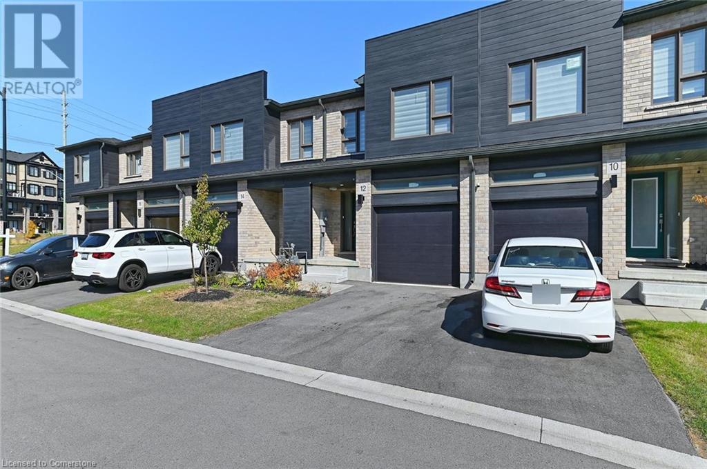 12 Roper Place, Kitchener, Ontario  N2R 1R2 - Photo 2 - 40687908