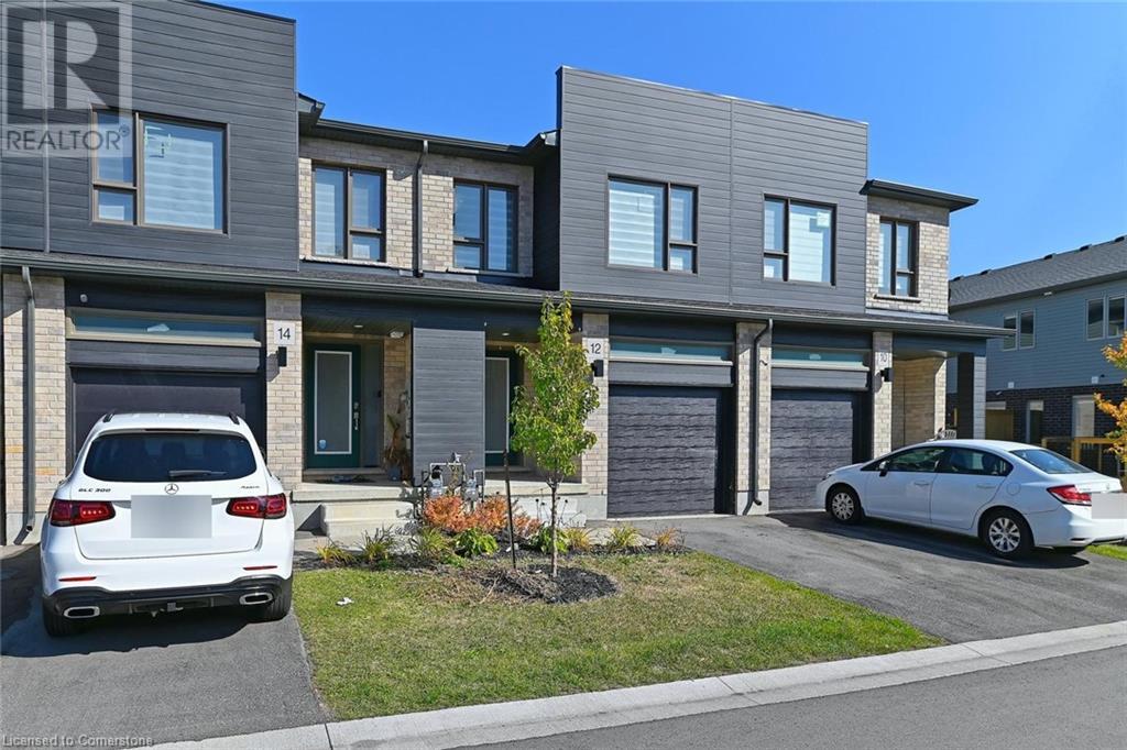 12 Roper Place, Kitchener, Ontario  N2R 1R2 - Photo 3 - 40687908