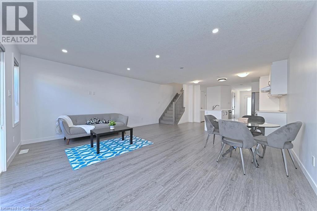 12 Roper Place, Kitchener, Ontario  N2R 1R2 - Photo 8 - 40687908