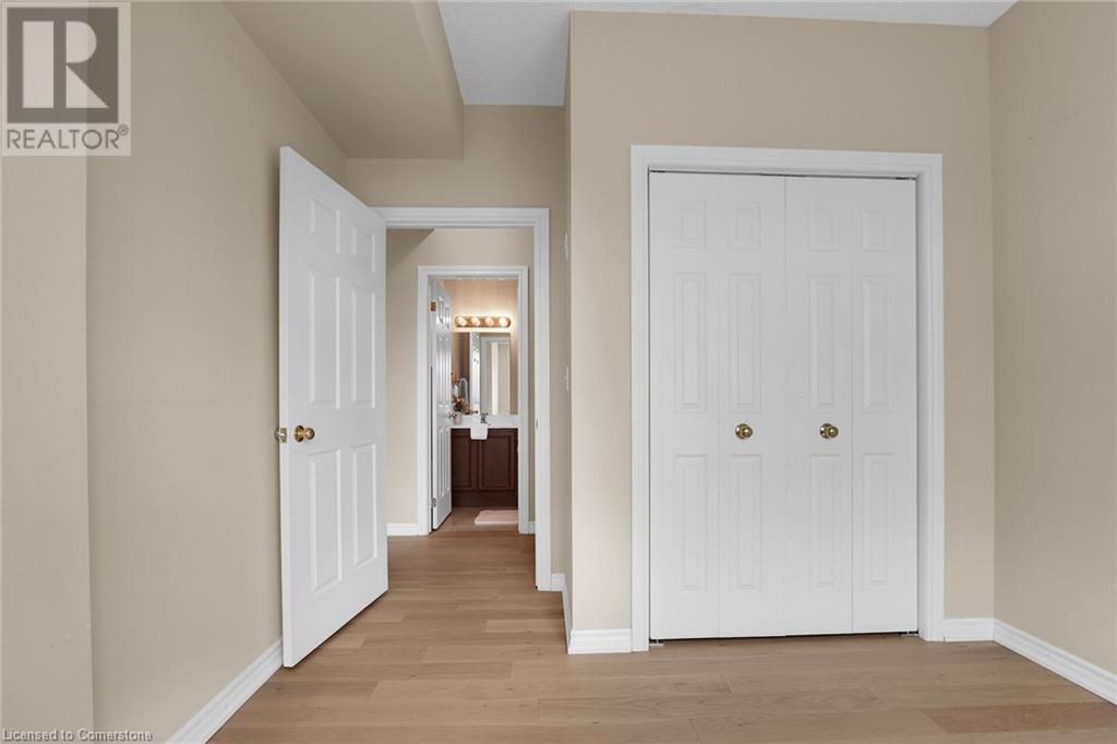 3000 Creekside Drive Unit# 807, Dundas, Ontario  L9H 7S8 - Photo 18 - 40686439