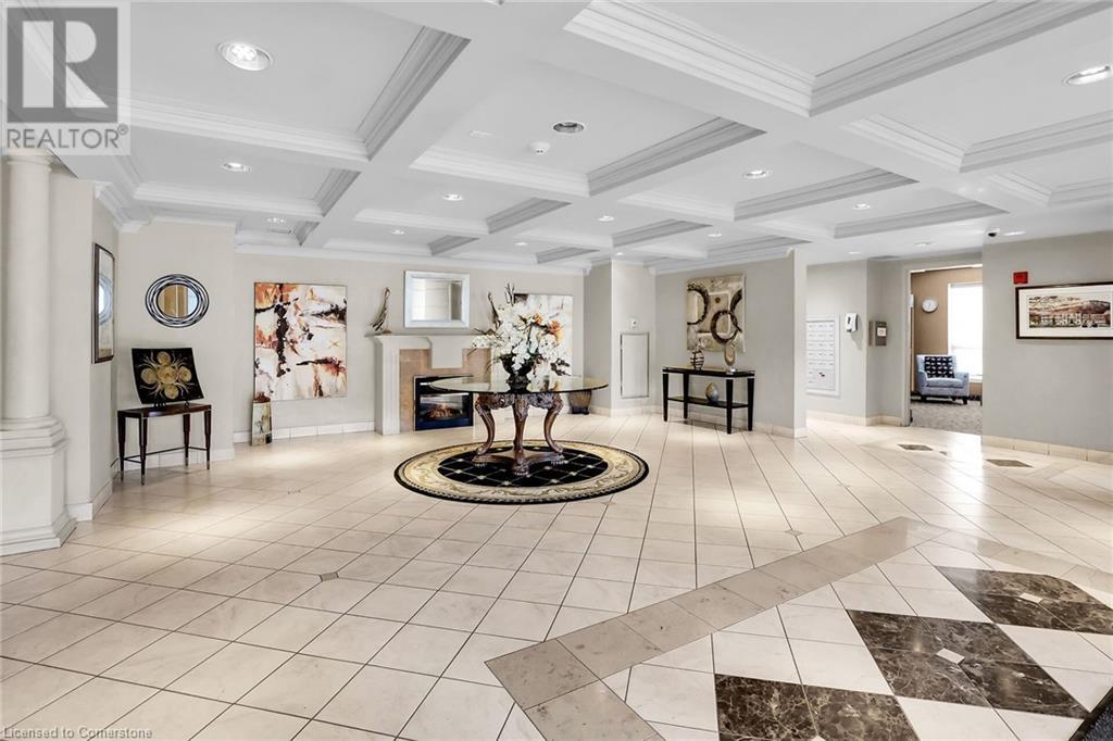 3000 Creekside Drive Unit# 807, Dundas, Ontario  L9H 7S8 - Photo 3 - 40686439