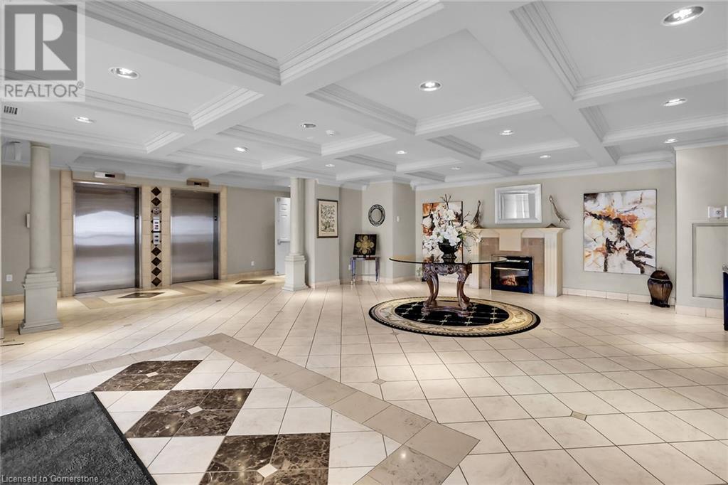 3000 Creekside Drive Unit# 807, Dundas, Ontario  L9H 7S8 - Photo 4 - 40686439