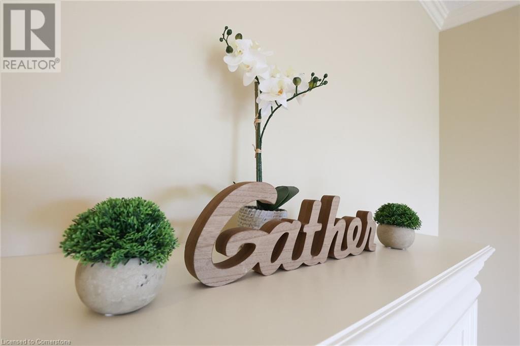 3000 Creekside Drive Unit# 807, Dundas, Ontario  L9H 7S8 - Photo 5 - 40686439