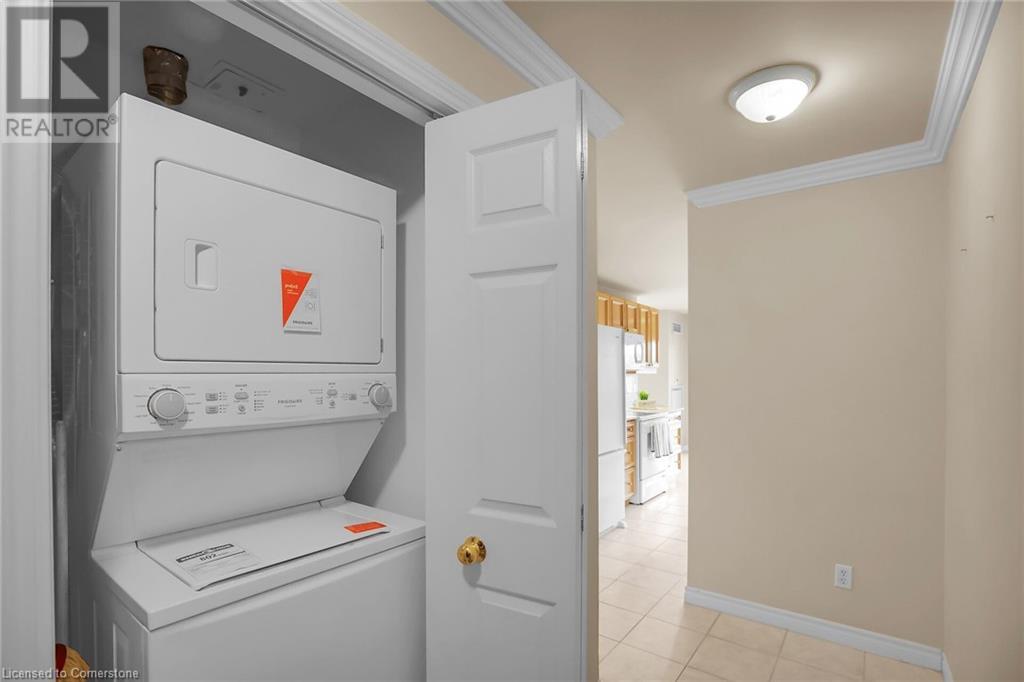 3000 Creekside Drive Unit# 807, Dundas, Ontario  L9H 7S8 - Photo 28 - 40686439