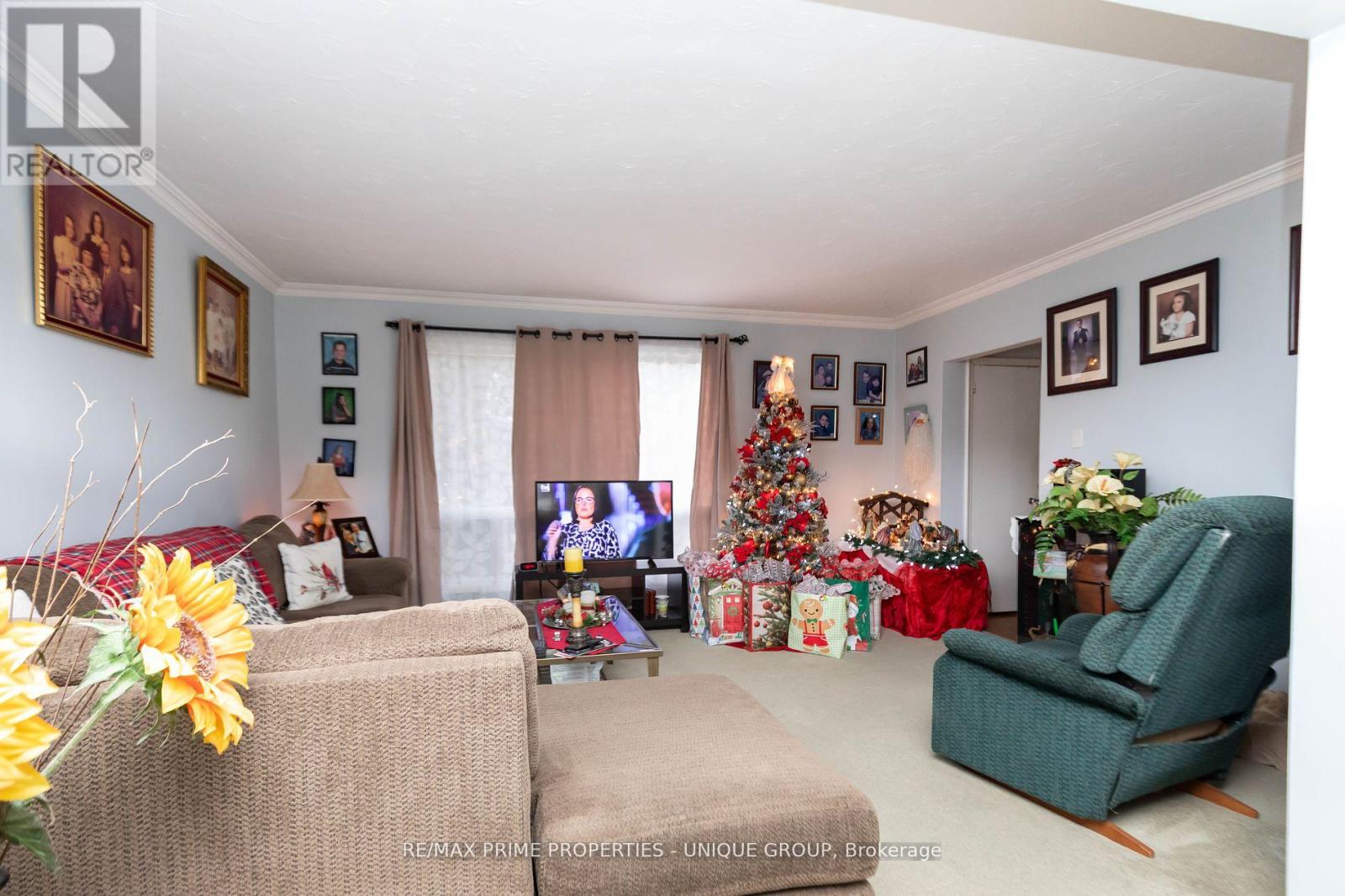 157 Berry Road, Toronto, Ontario  M8Y 1W4 - Photo 8 - W11908655