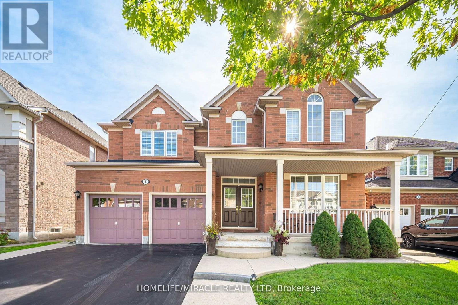 5 VALLEYWEST ROAD, Brampton, Ontario