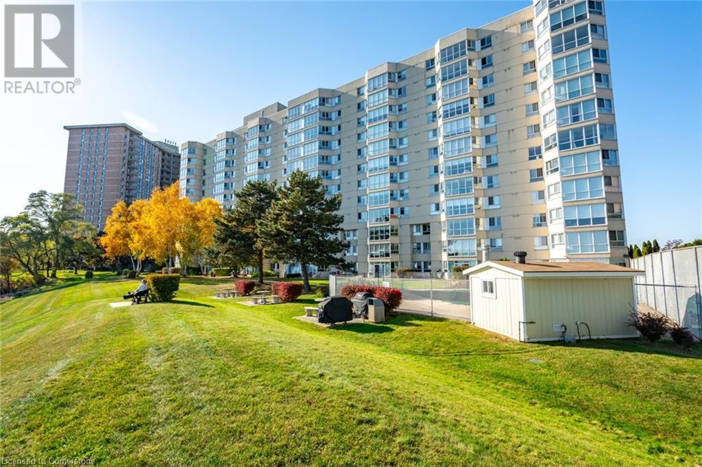 5280 LAKESHORE Road Unit# 105, Burlington, Ontario