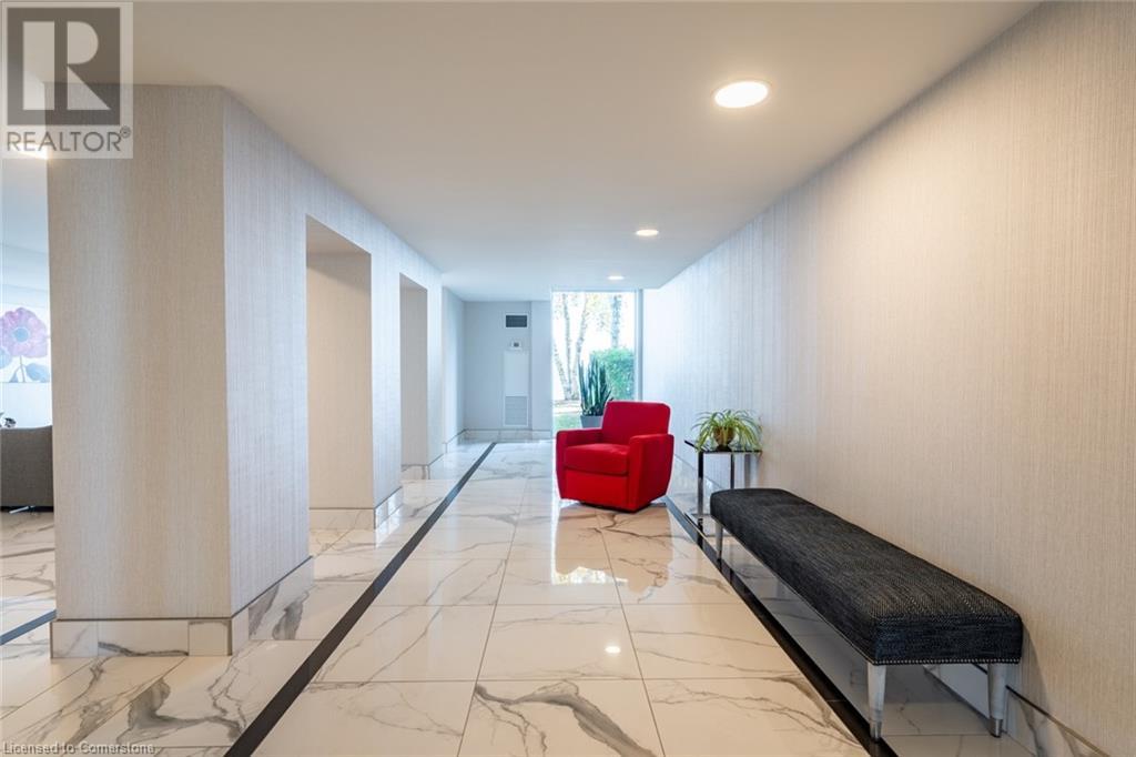 5280 Lakeshore Road Unit# 105, Burlington, Ontario  L7L 5R1 - Photo 32 - 40667595