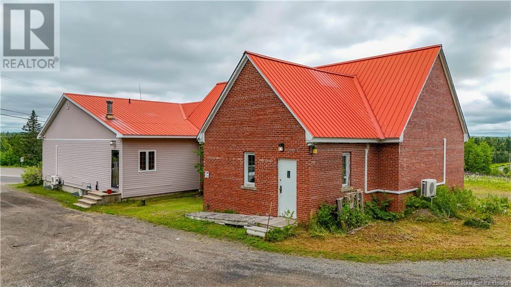 2534 Hanwell Road, Hanwell, New Brunswick  E3E 2C2 - Photo 2 - NB110791