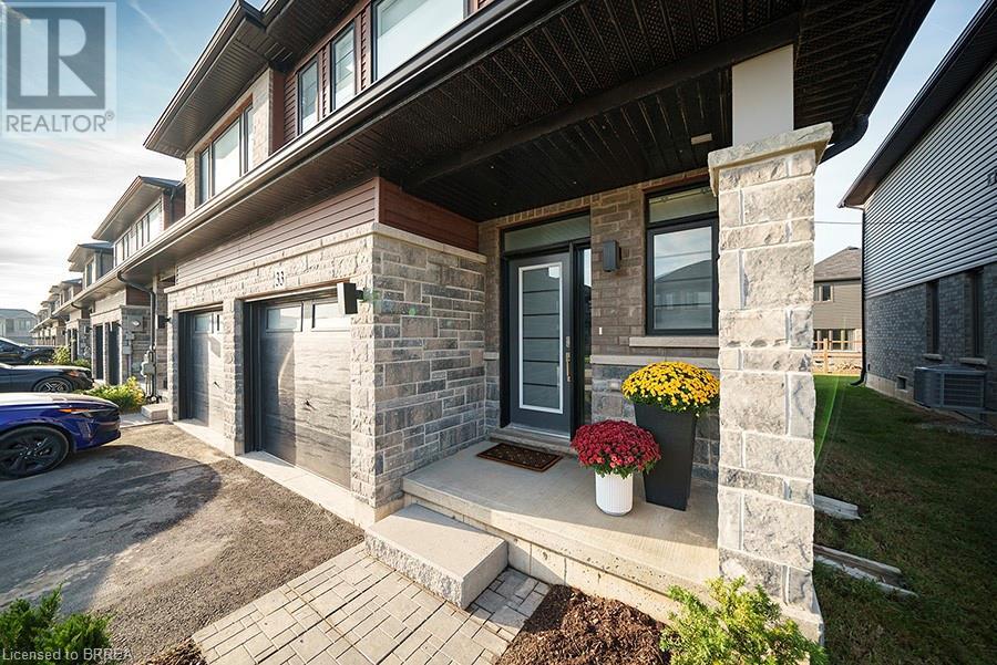 33 June Callwood Way, Brantford, Ontario  N3T 0V1 - Photo 3 - 40685197