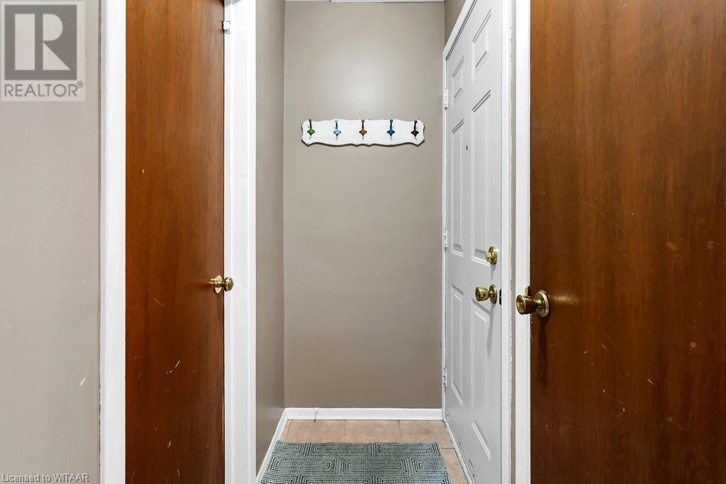 727 Gladstone Drive, Woodstock, Ontario  N4S 5T1 - Photo 5 - 40687922