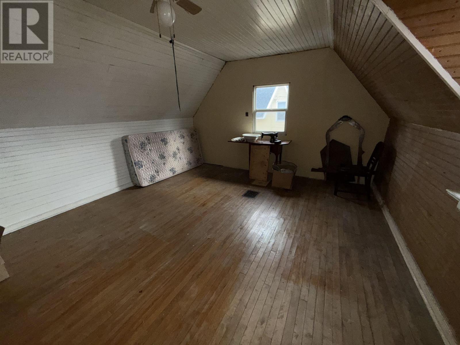 455 Main Street, O'leary, Prince Edward Island  C0B 1V0 - Photo 9 - 202500225