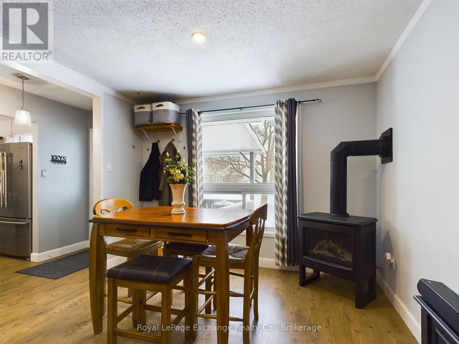 772 Walsh Street, Kincardine, Ontario  N2Z 1R1 - Photo 8 - X11908874