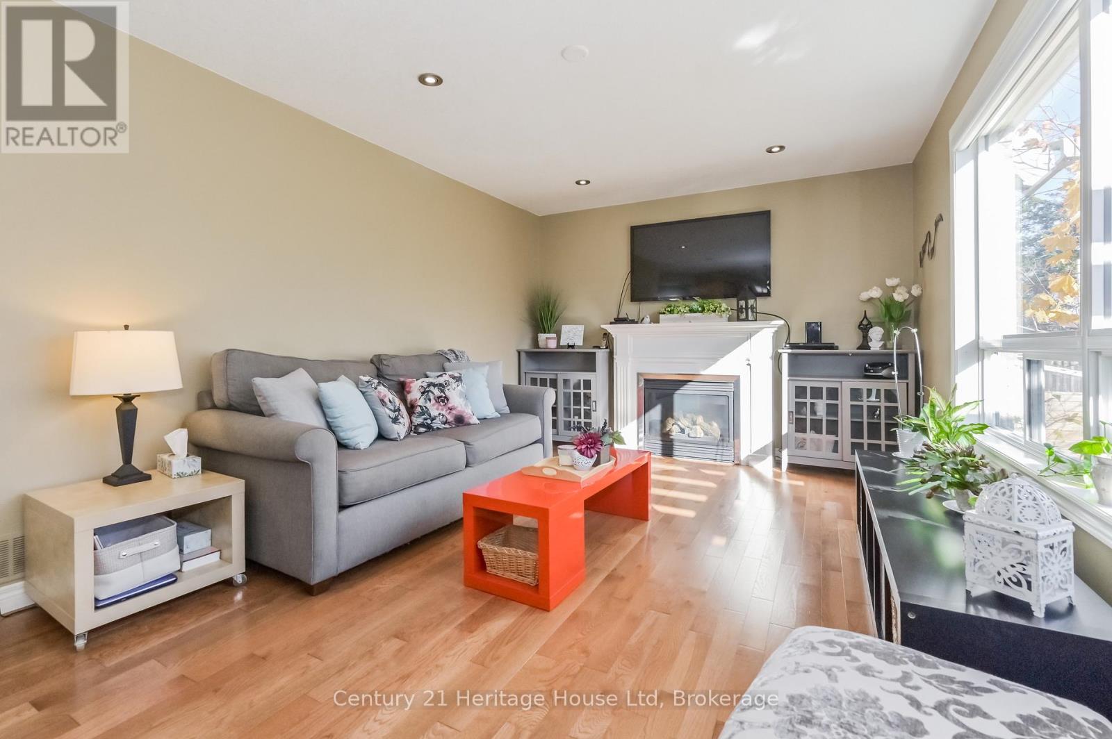 613 Black Street, Centre Wellington, Ontario  N1M 0A3 - Photo 10 - X11908890